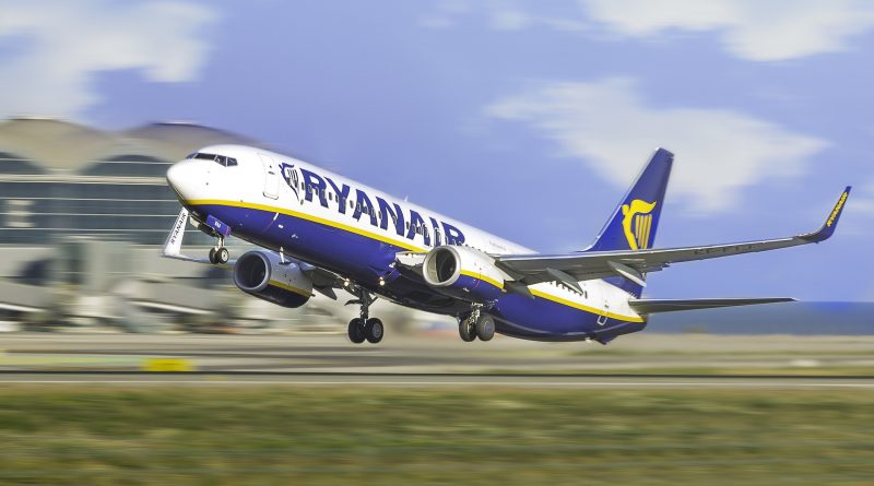 Ryanair też chce wykonywać loty repatriacyjne. Nie liczy jednak na zgodę...