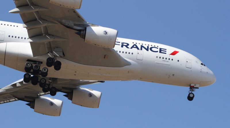 Air France i KLM przedłużają bezpłatne zmiany i zwroty biletów